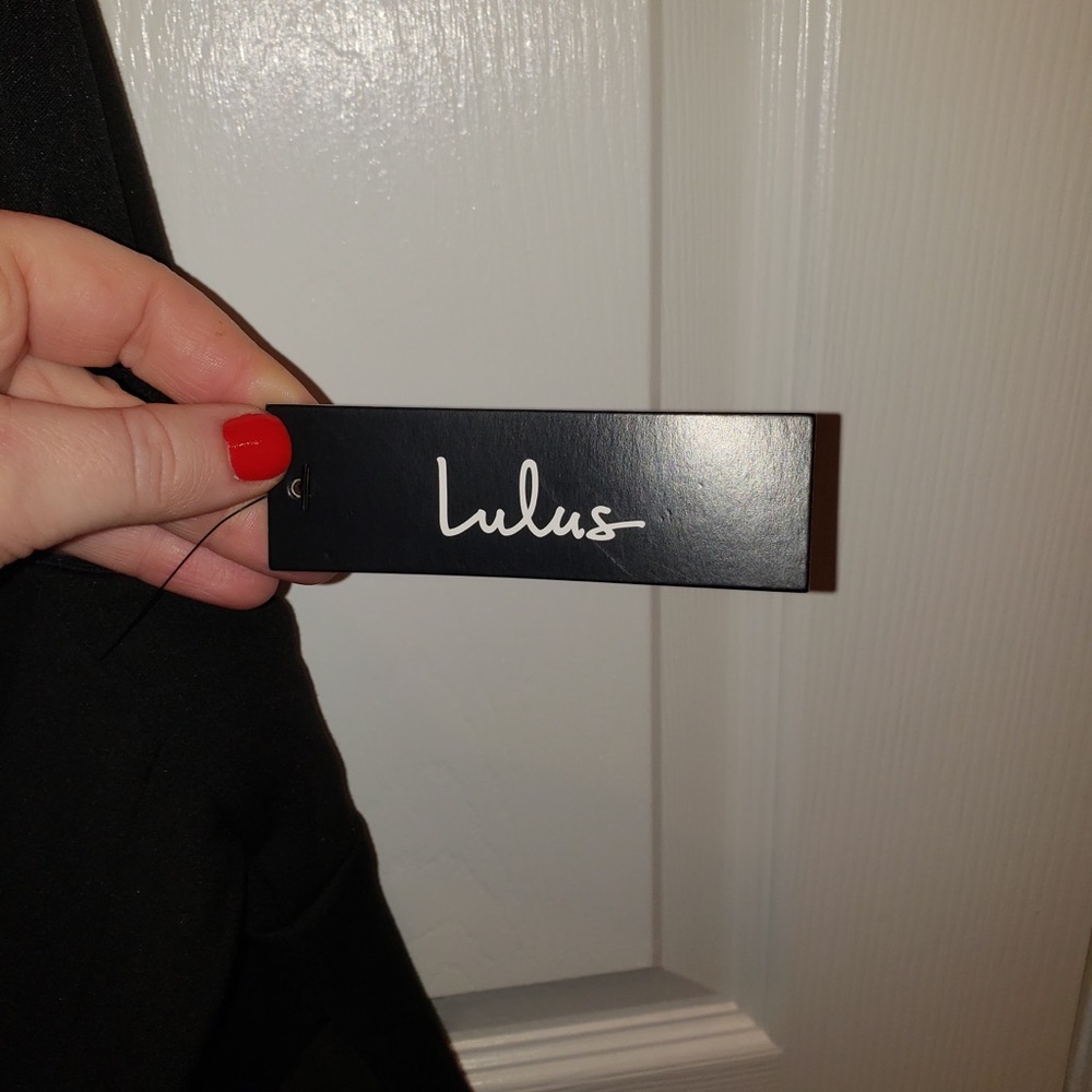 Lulus Black bodycon midi dress - BN